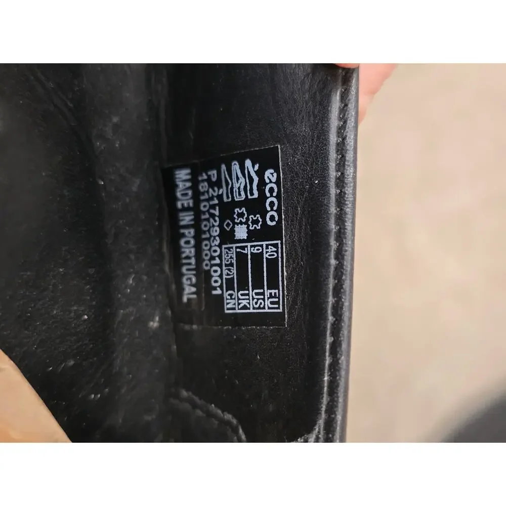 Ecco Wedge Loafers in Black Comfort Shoes Women's size 40 US size 9